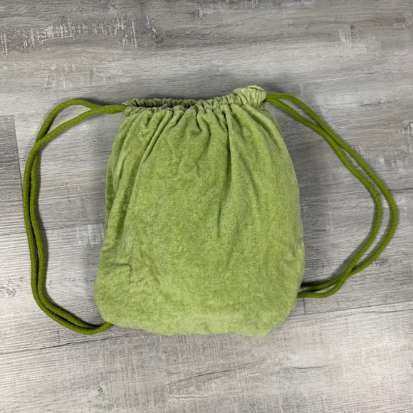 3/$25 Official Pirates of the Caribbean Towel Backpack - Picture 3 of 10